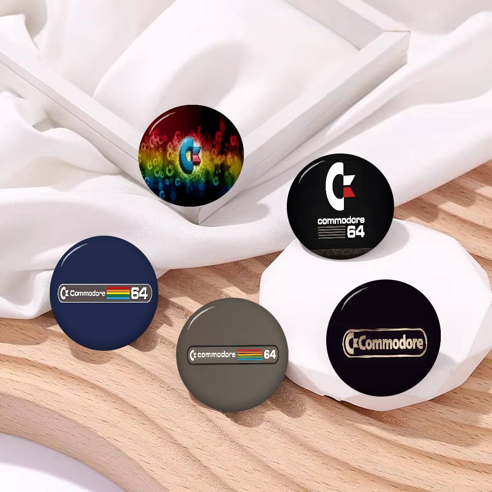 C-Commodore-64 Retro-Tech Anim - đánh giá và giá Tech Accessories Backpack